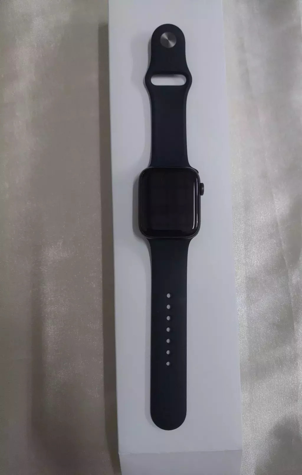 Купить б/у Apple Watch Series SE 44mm-0