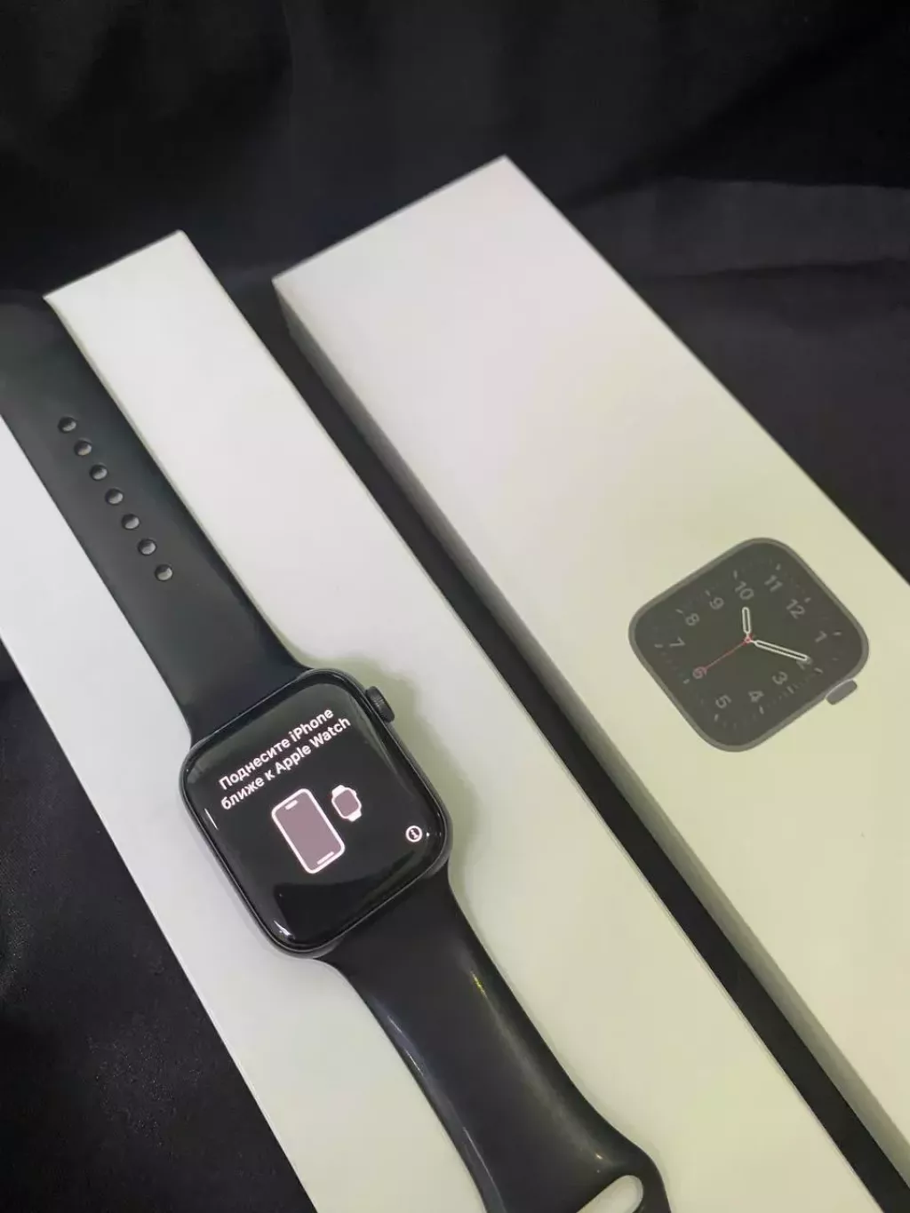 Купить б/у Apple Watch Series SE 44mm-0