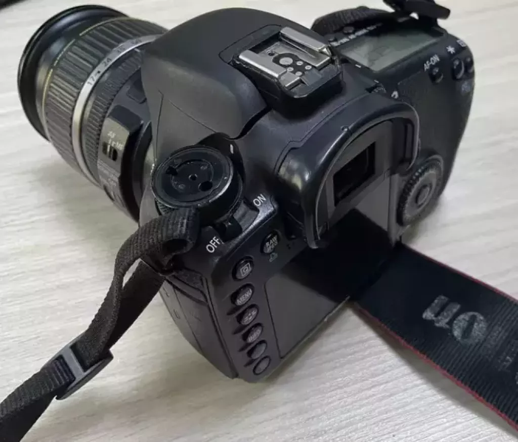 Купить б/у Фотоаппарат Canon 7D (Жезказган)-2