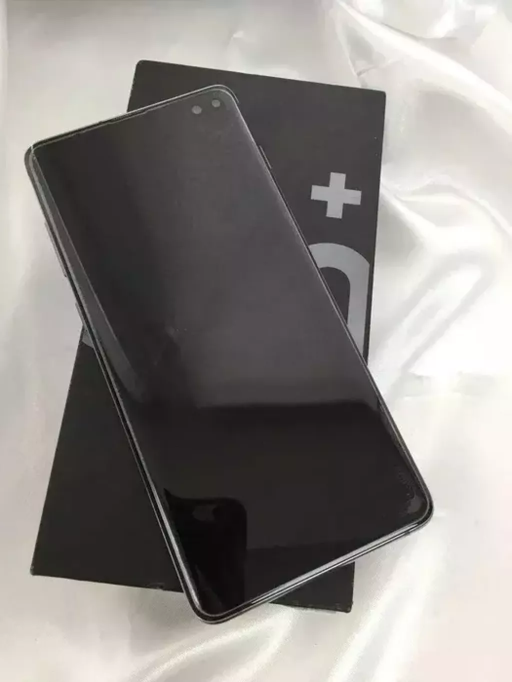 Купить б/у Galaxy S10 Plus (Актау Орда)-1