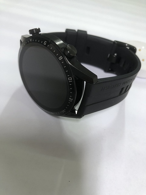Купить б/у Huawei Watch-4