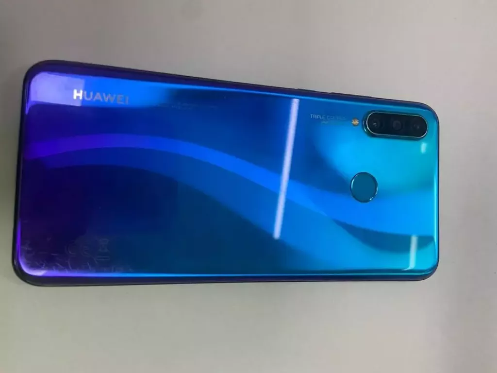 Купить б/у Huawei P30 Lite-0