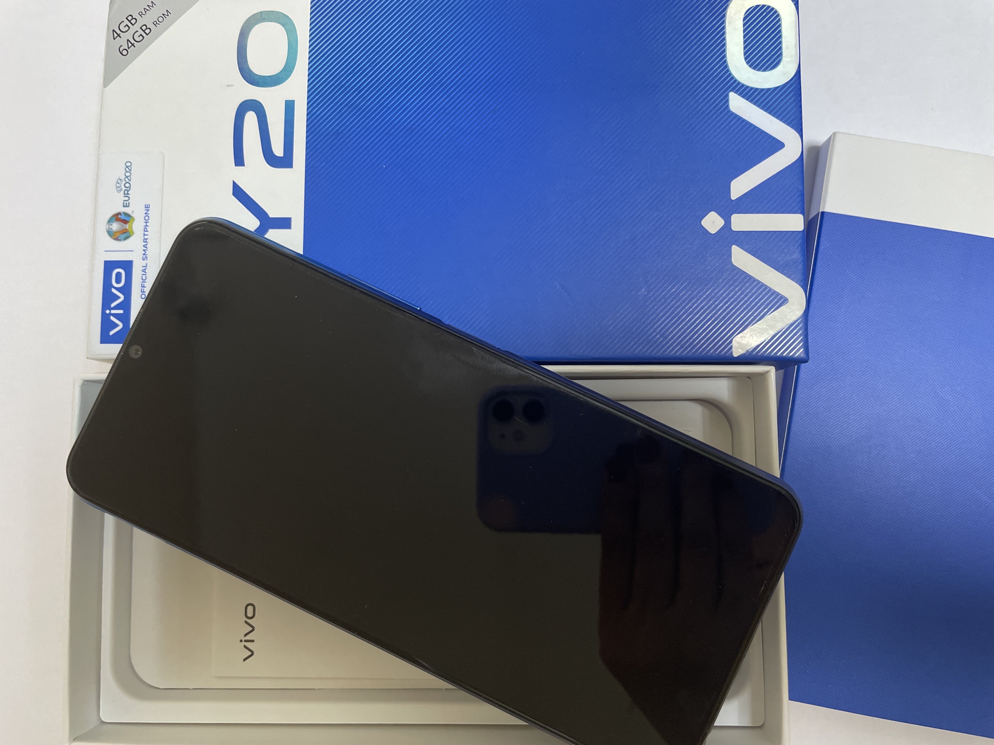 Купить б/у VIVO Y20 -0