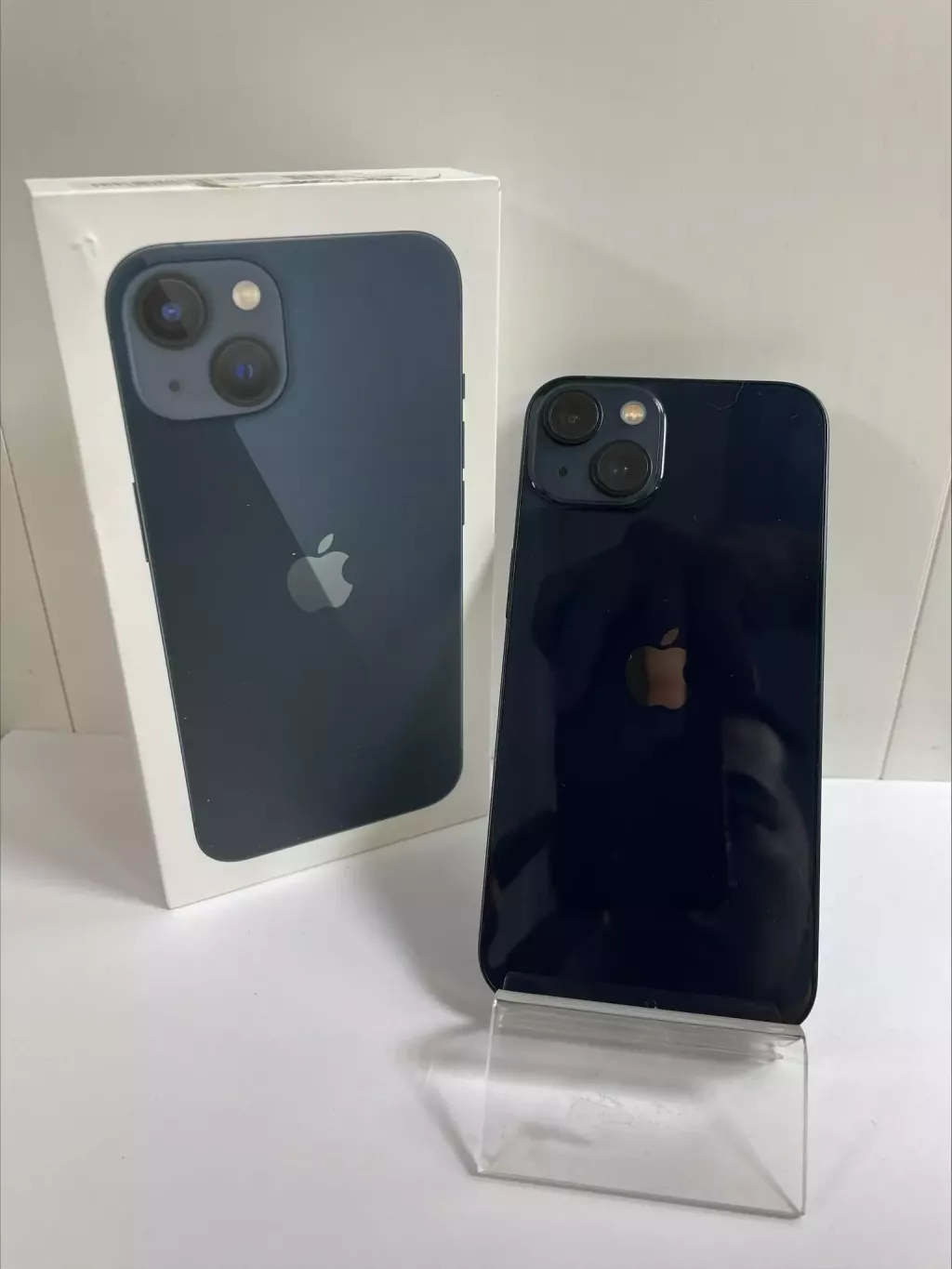 IPhone 13 {Алматы} б/у купить по низкой цене в Алмате 2340