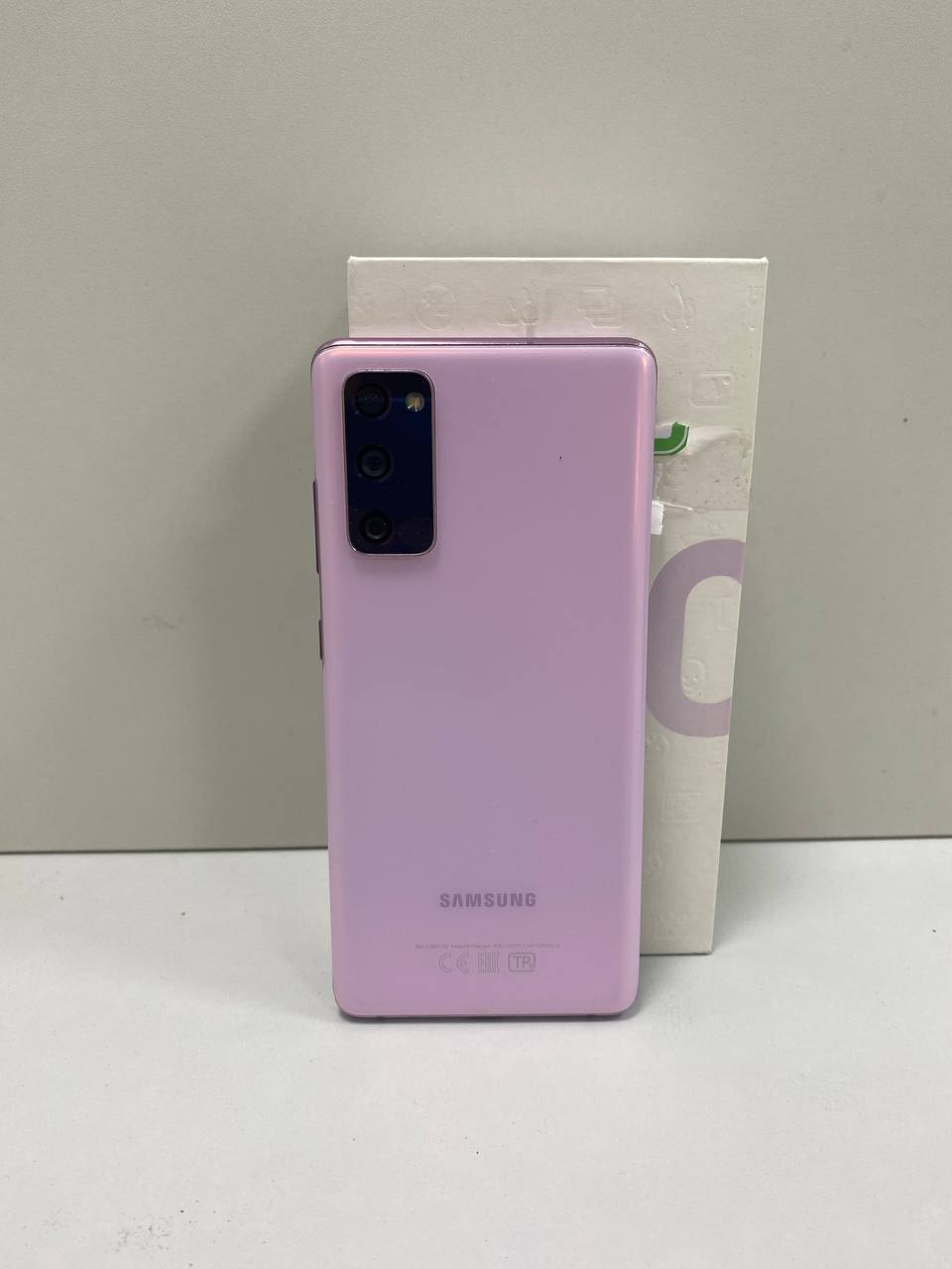 Купить б/у Samsung S20 FE-0