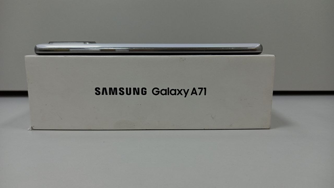 Купить б/у Samsung A71-0
