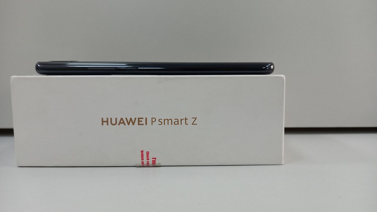 Купить б/у Huawei P Smart Z-1