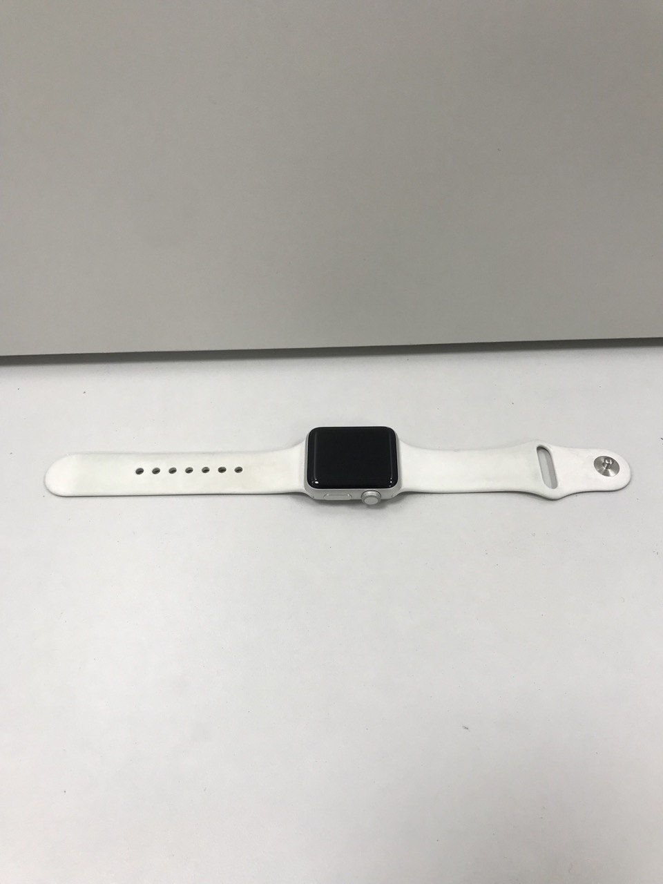 Купить б/у Apple Watch 3s 38mm-0