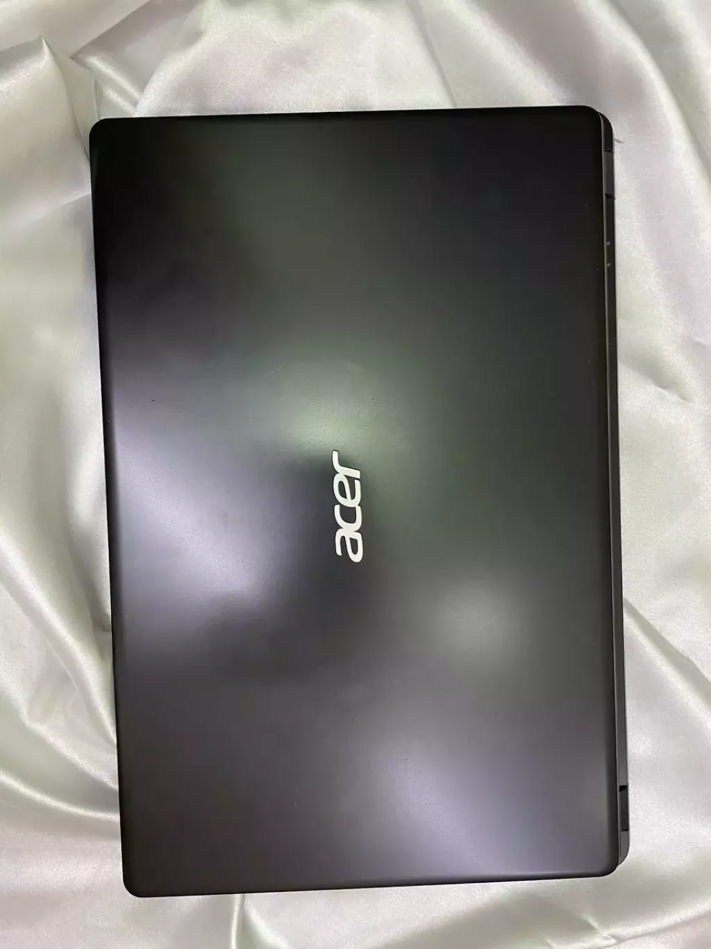 Купить б/у ноутбук: Acer-0
