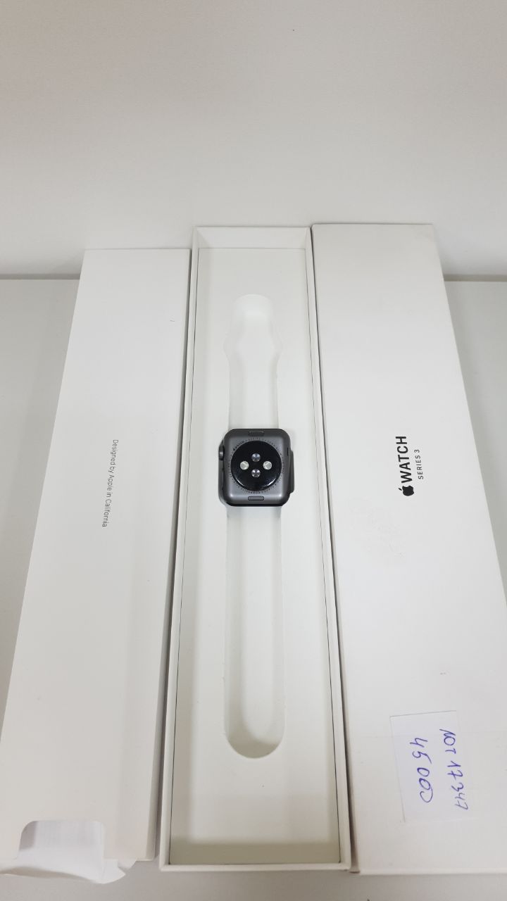 Купить б/у Apple Watch 3s 42mm-1