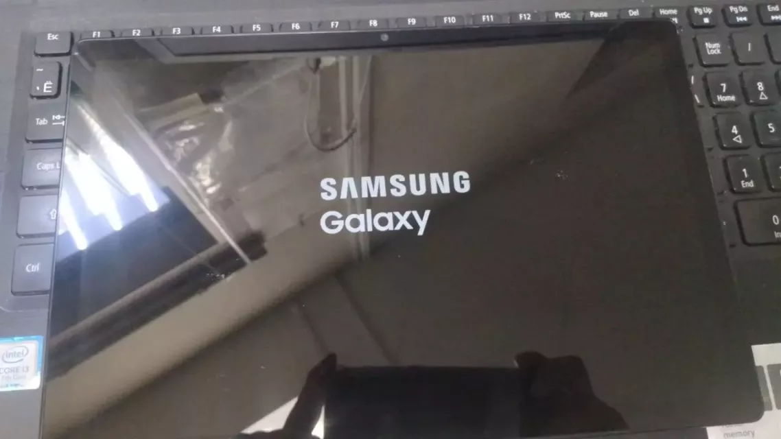 Купить б/у  Планшет Samsung Galaxy Tab A8-1