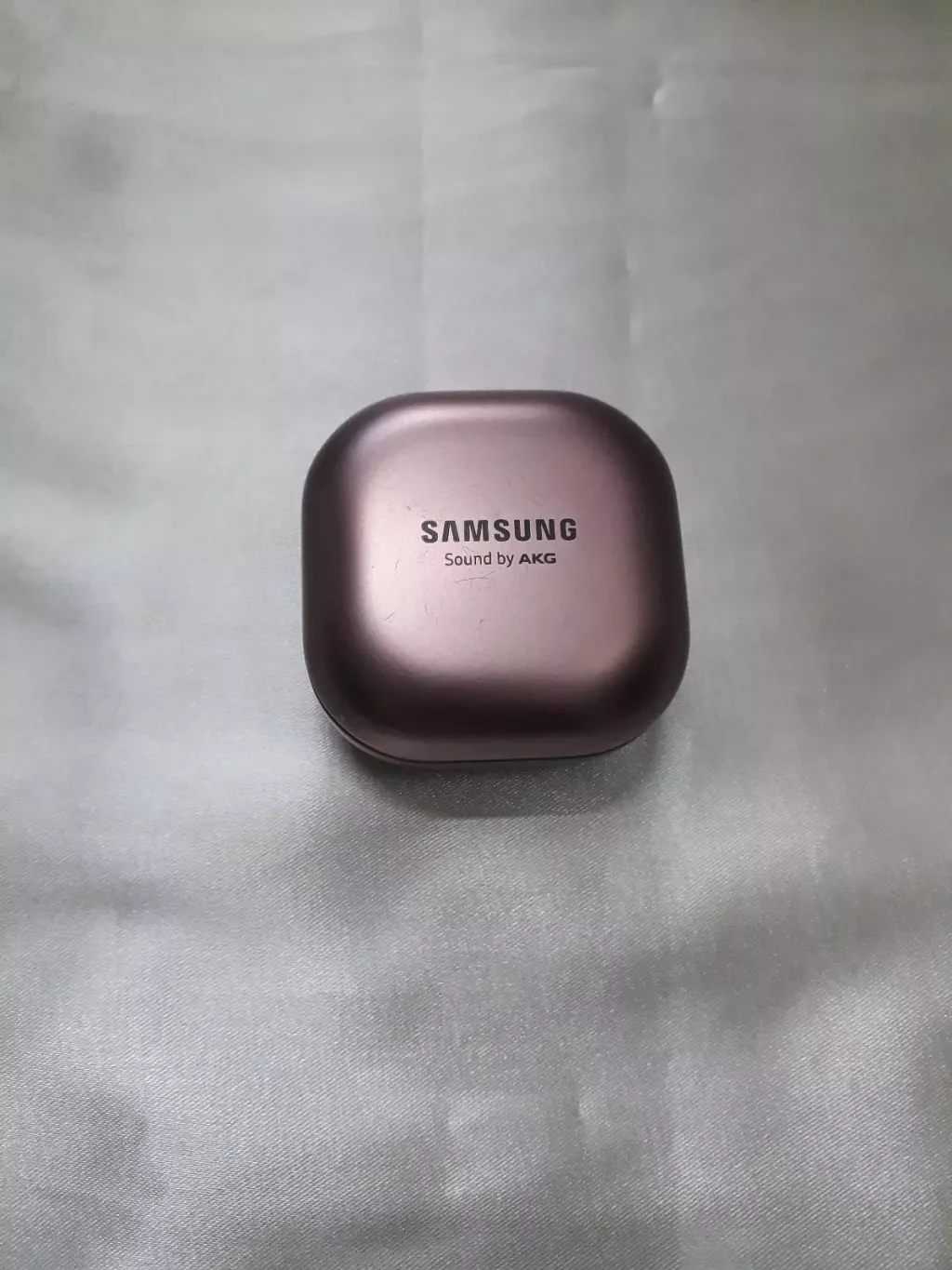 Купить б/у Продам наушники Samsung Galaxy Buds Live-1
