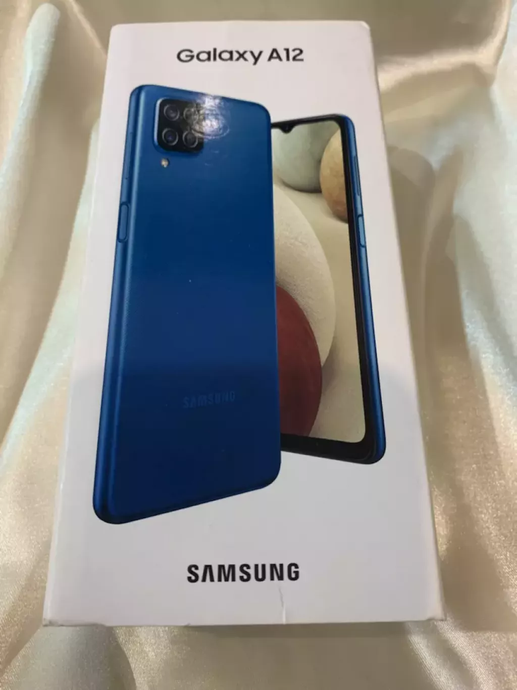 Купить б/у Samsung Galaxy A 12-0