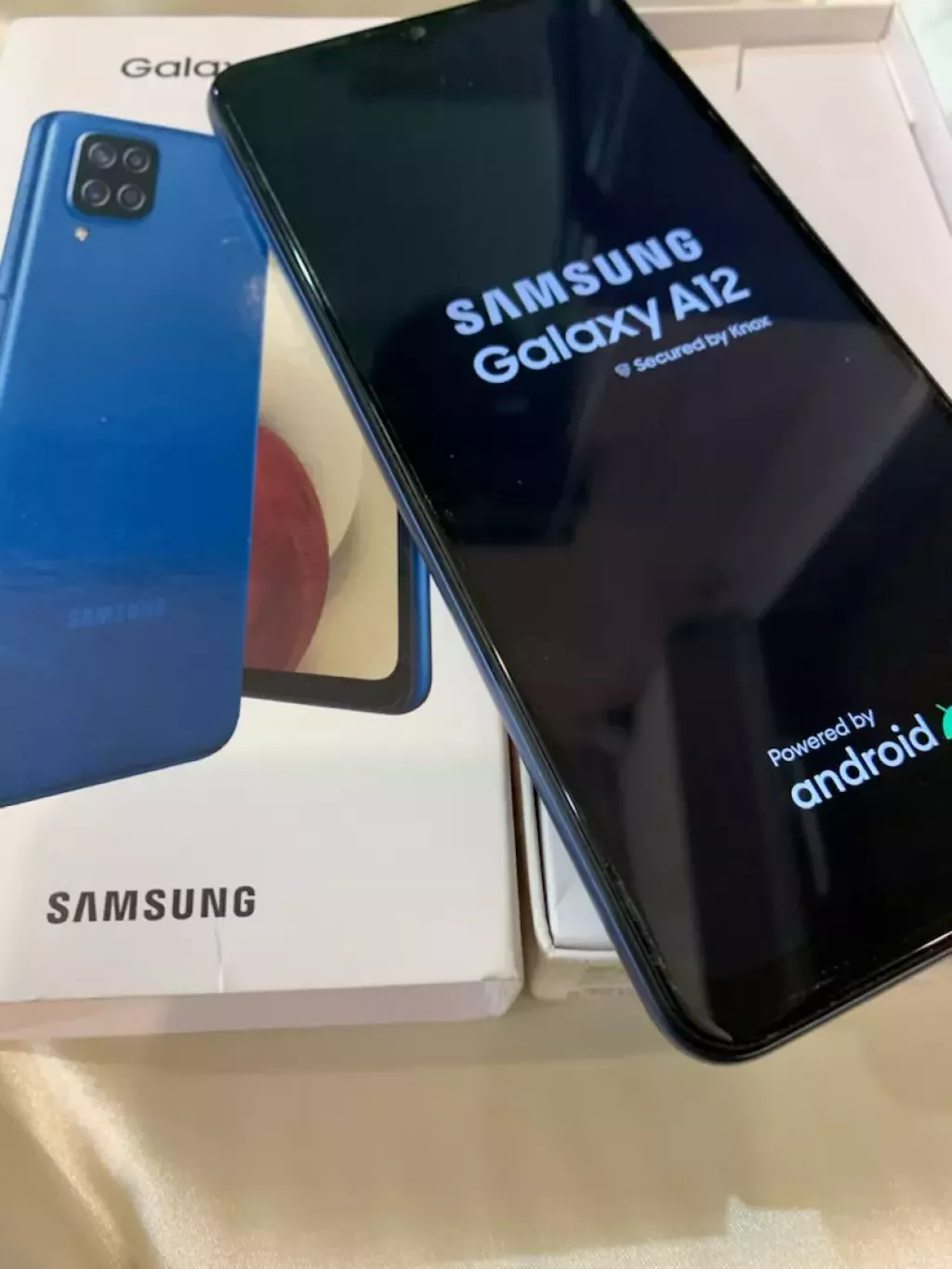 Купить б/у Samsung Galaxy A 12-2