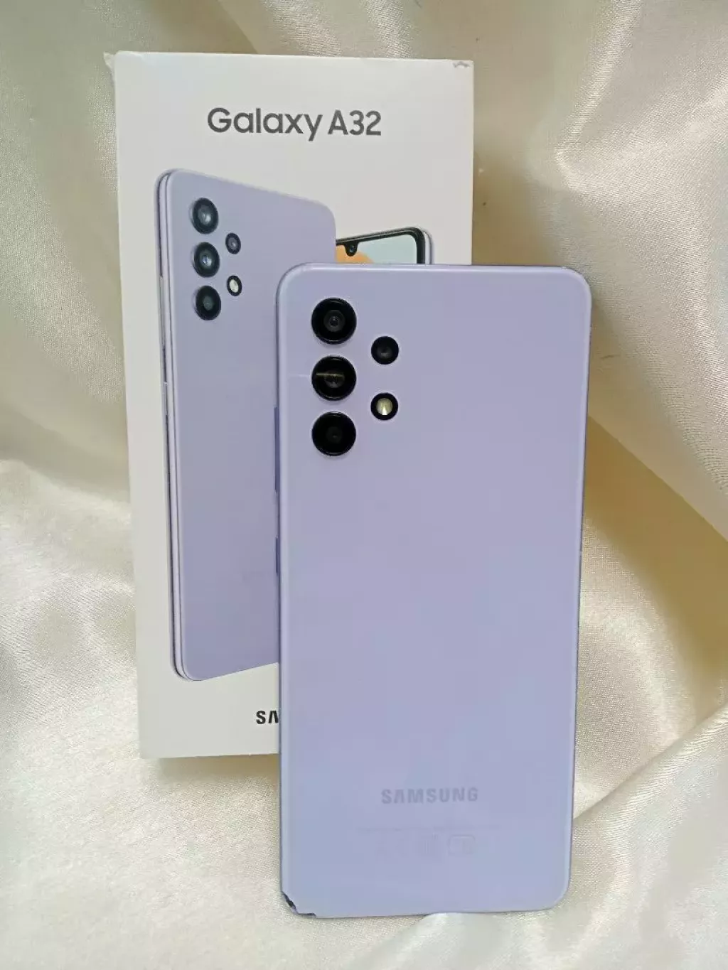 Купить б/у  Samsung Galaxy A32 -0
