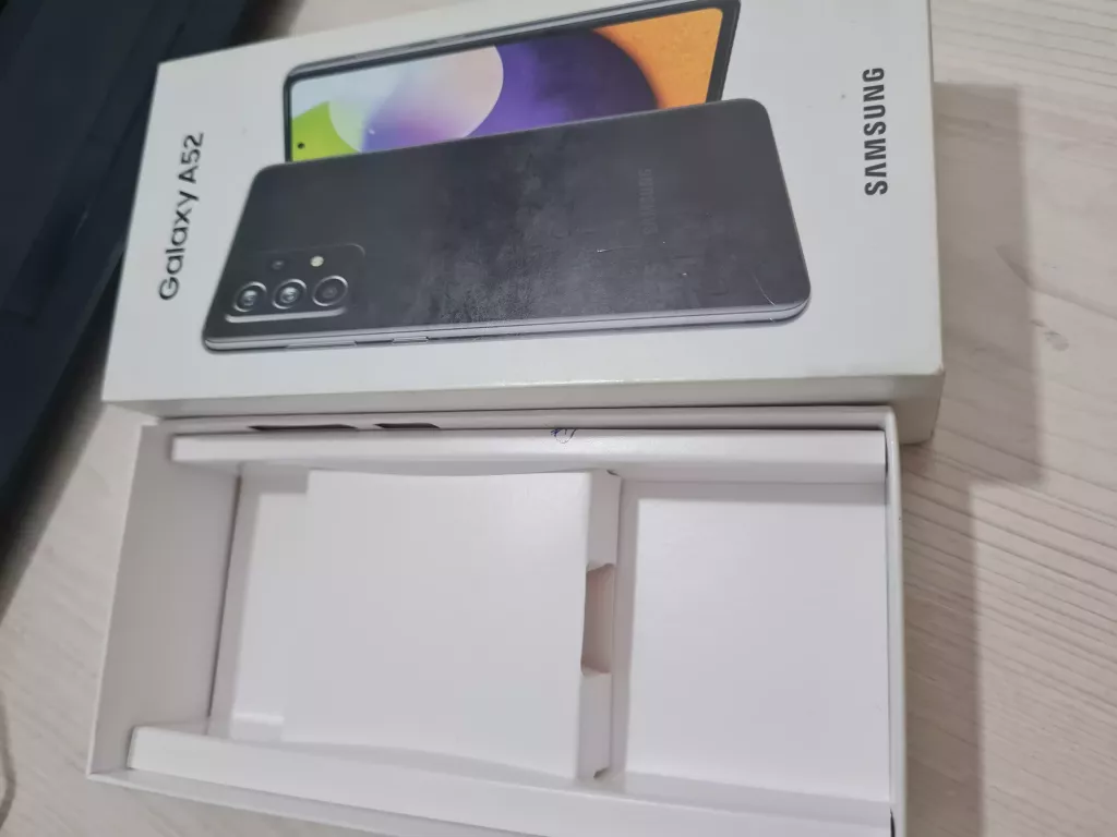 Купить б/у Samsung Galaxy A52 128gb -1