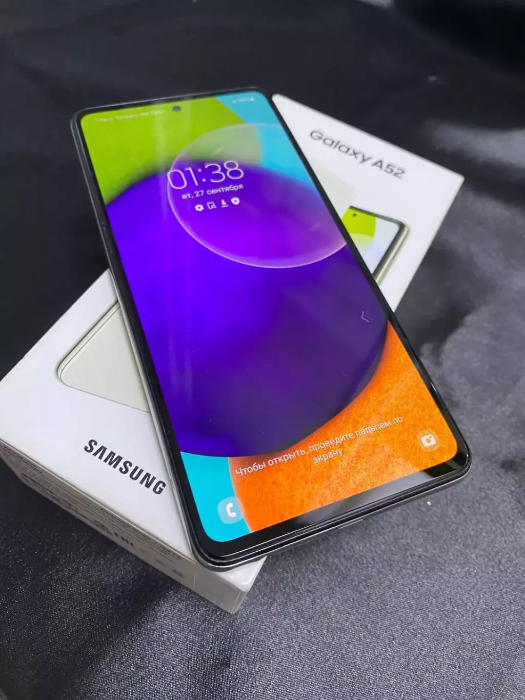 Купить б/у  Samsung Galaxy A52-1