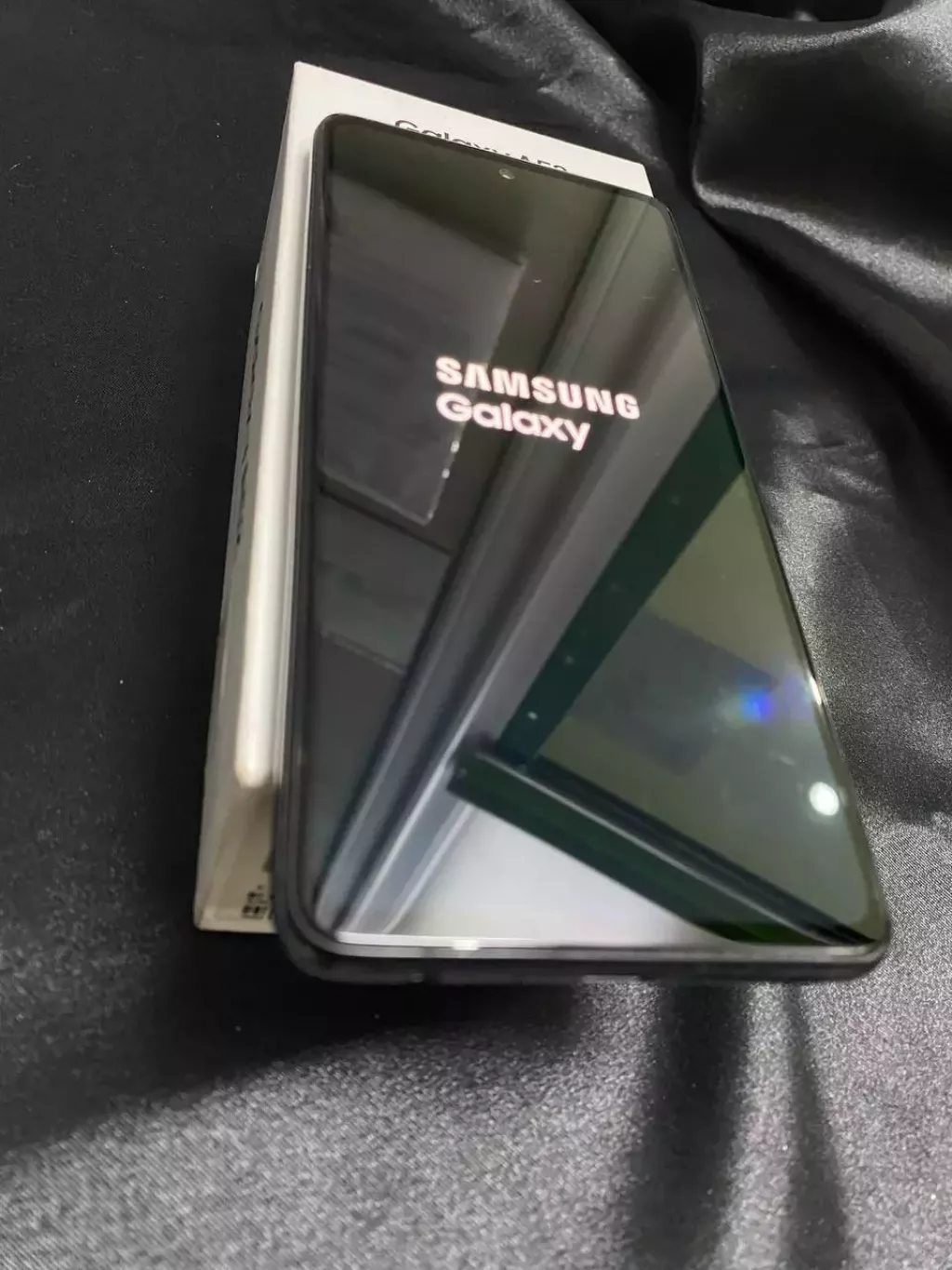 Купить б/у Samsung Galaxy A52-2