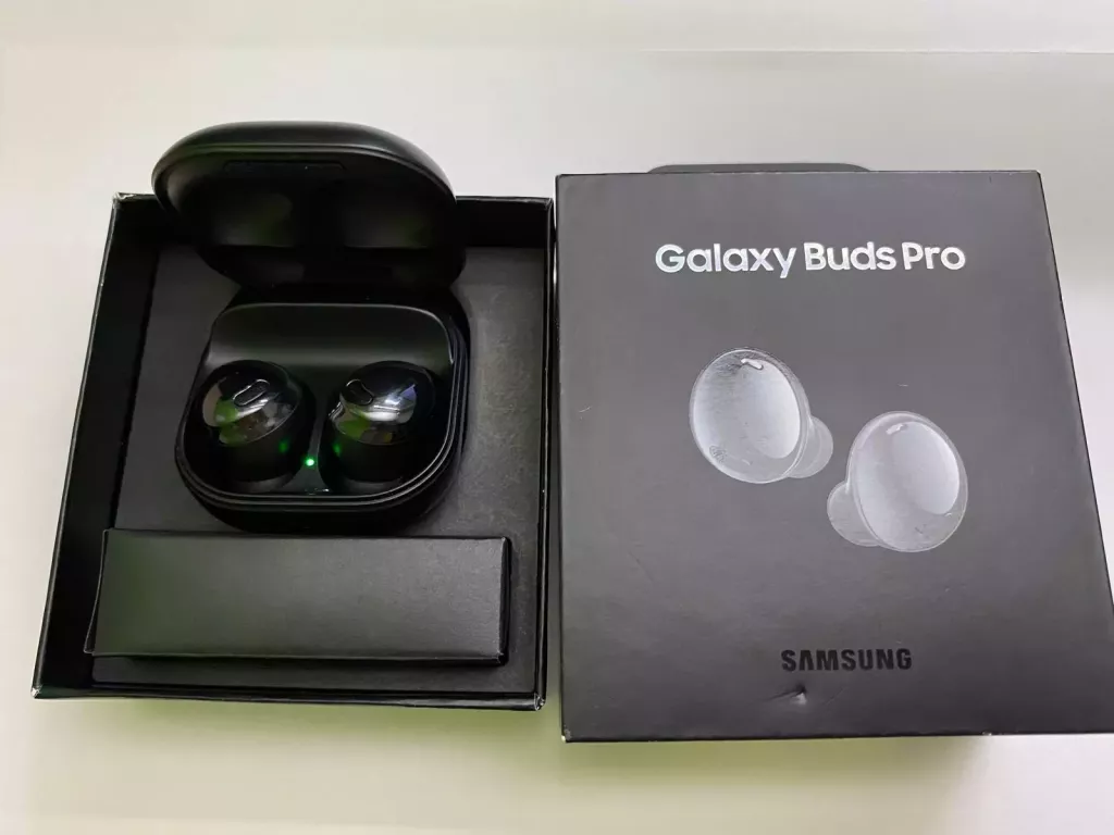 Купить б/у  Samsung Galaxy Buds Pro-0