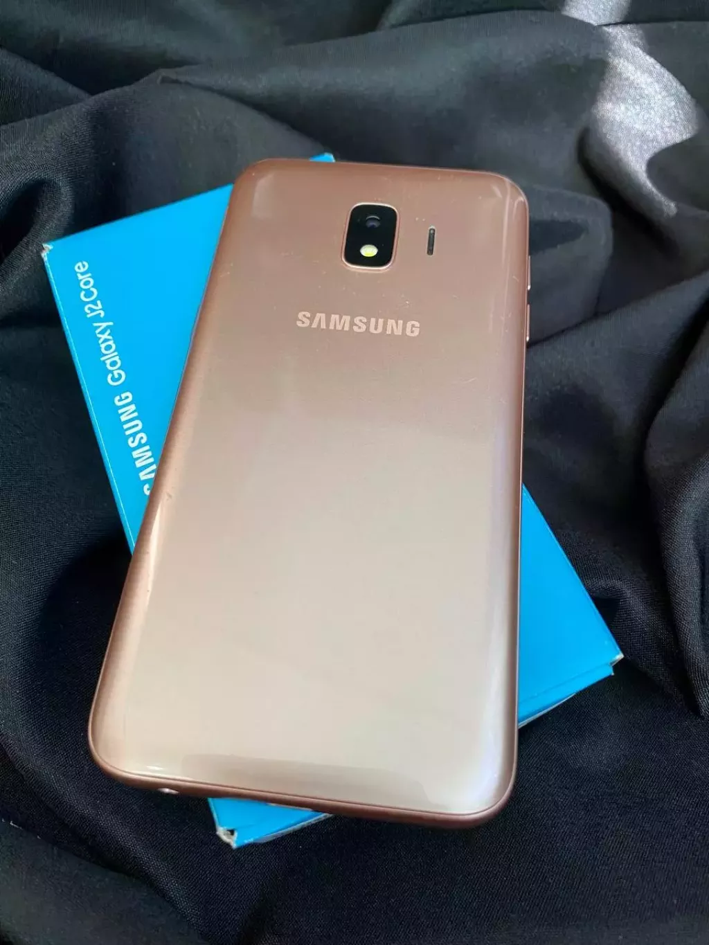 Купить б/у Samsung Galaxy J2 (J260) 8ГБ-0