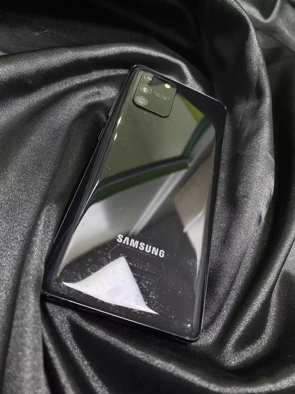 Купить б/у  Samsung Galaxy S10 Lite-2
