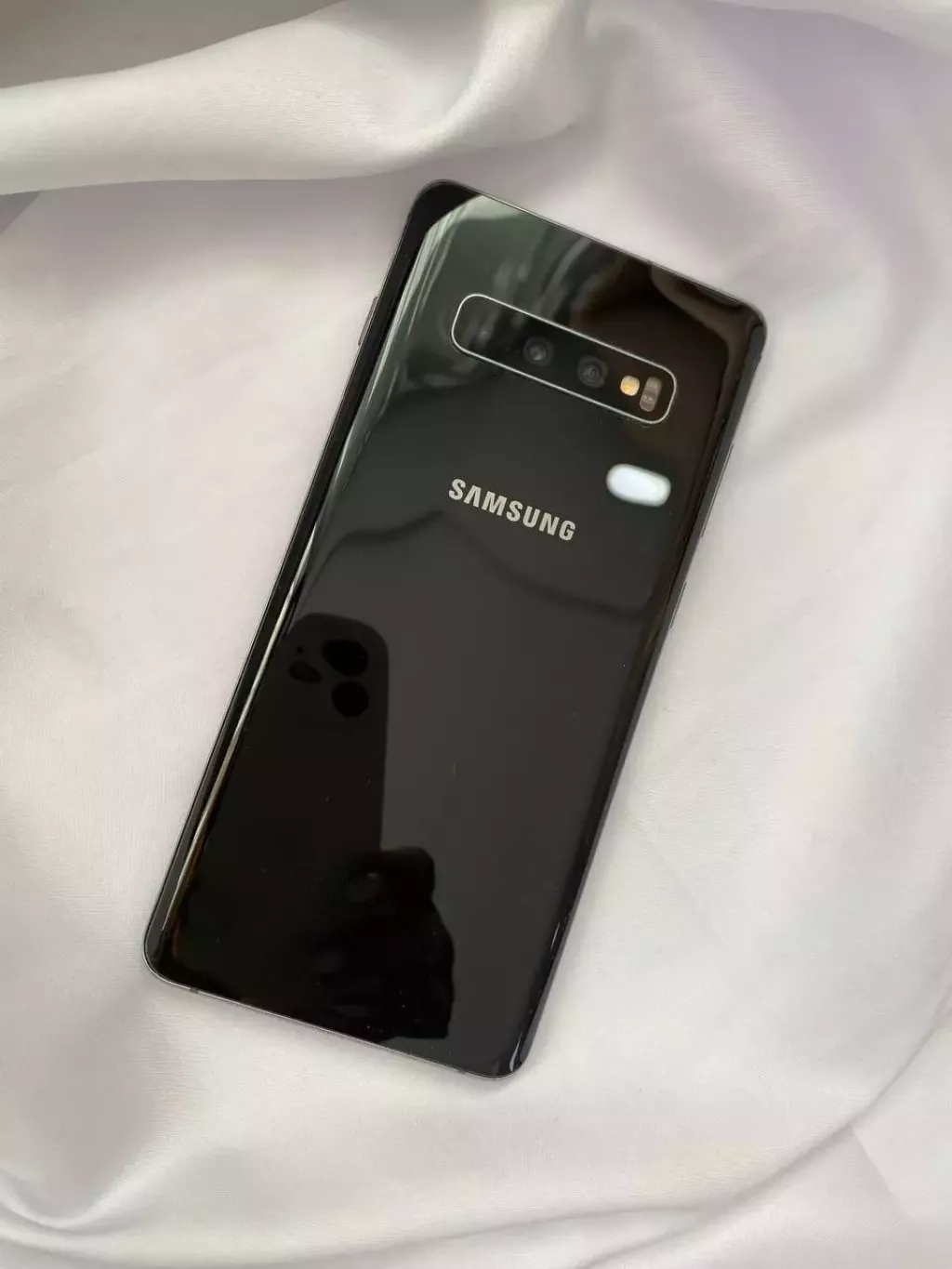 Samsung Galaxy S10 Plus 128 ГБ б/у купить по низкой цене в Петропавловске  7664