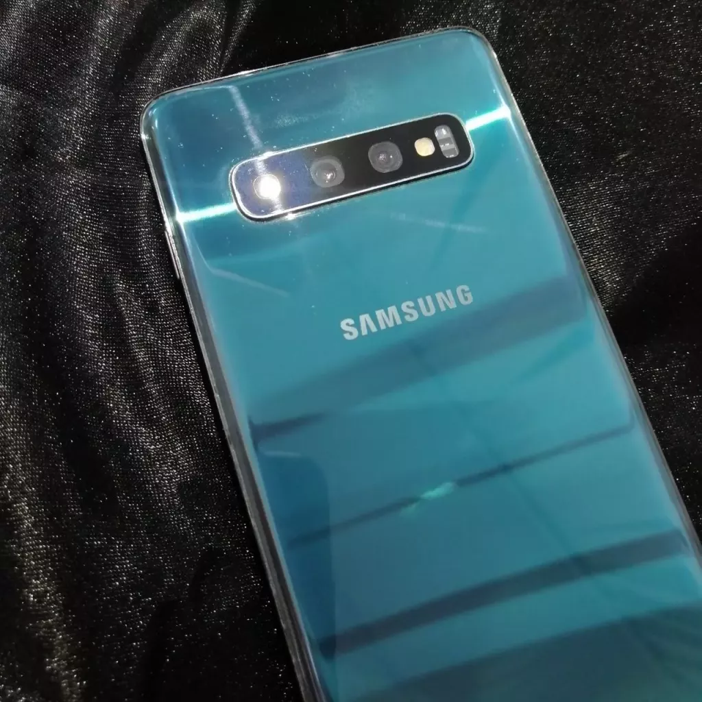 Купить б/у Samsung Galaxy S10 (Рудный 1007) Лот 263267-0