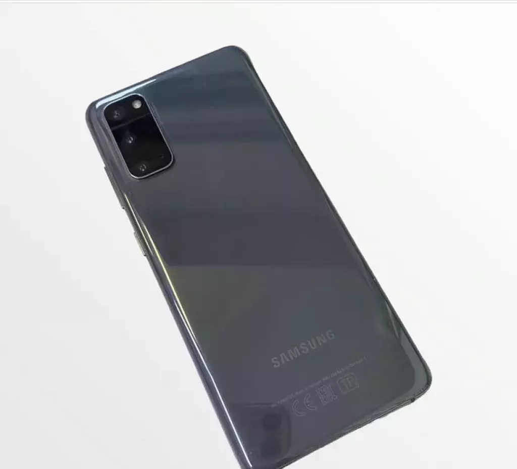 Купить б/у Samsung galaxy S20-0