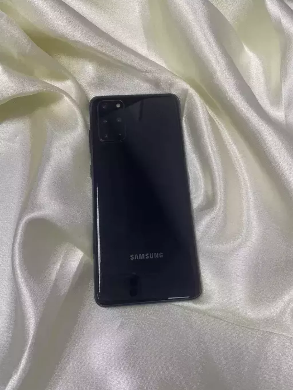 Samsung Galaxy S20 Plus б/у купить по низкой цене в Костанае 8322