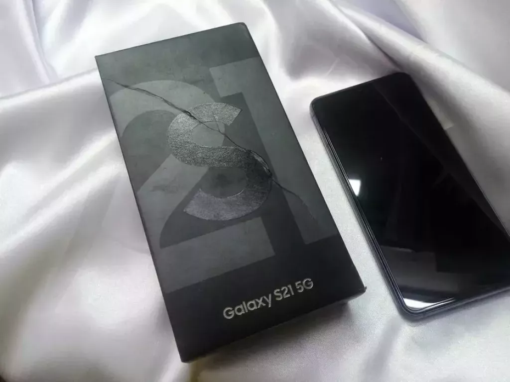 Купить б/у Samsung Galaxy S21 128 gb (Атасу)-1