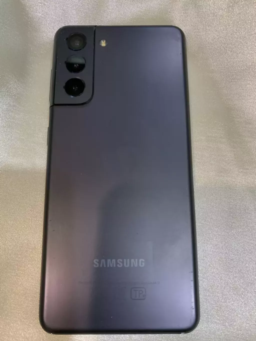Купить б/у Samsung Galaxy S21-1