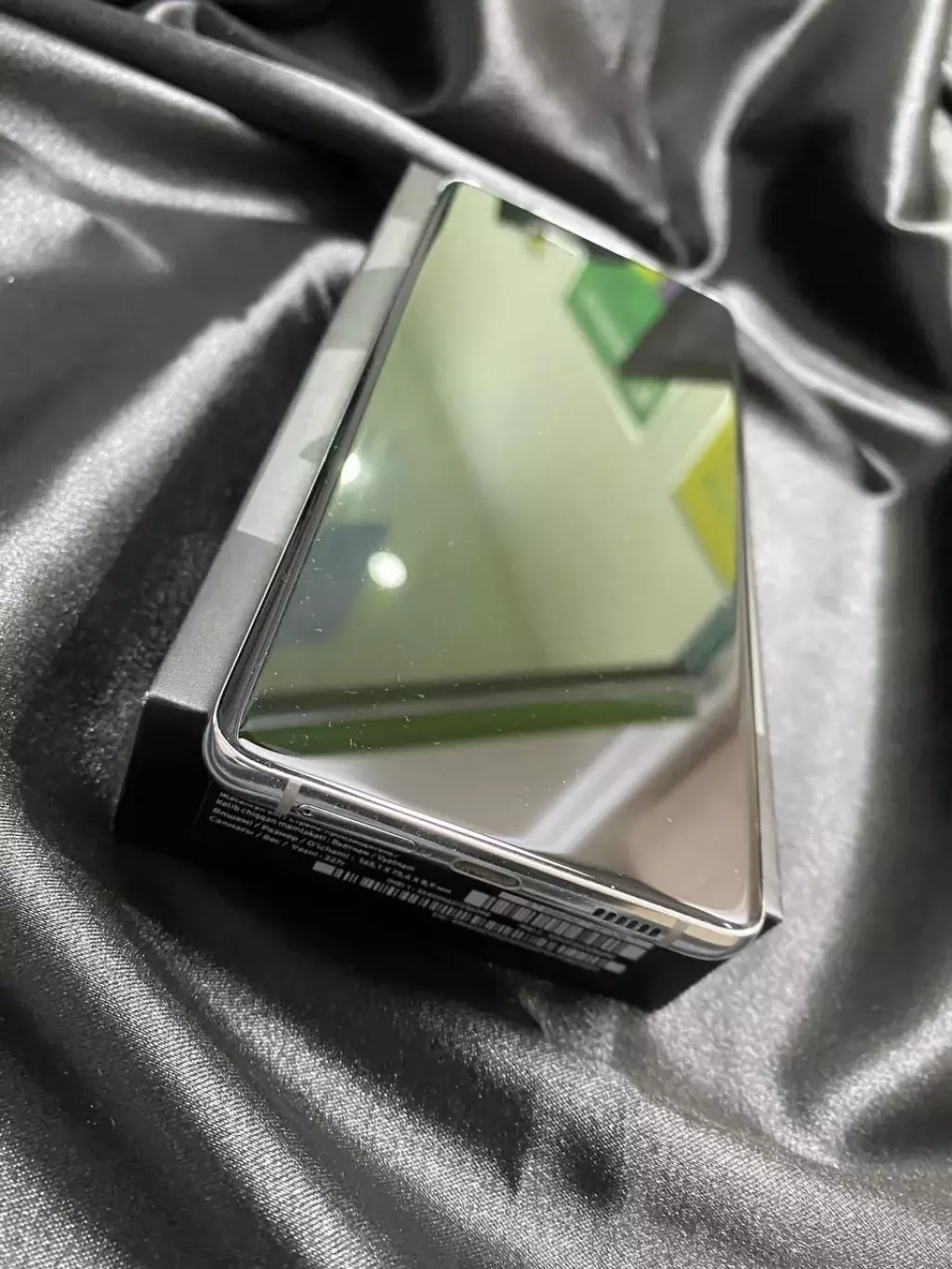 Купить б/у  Samsung Galaxy S21 Ultra-1