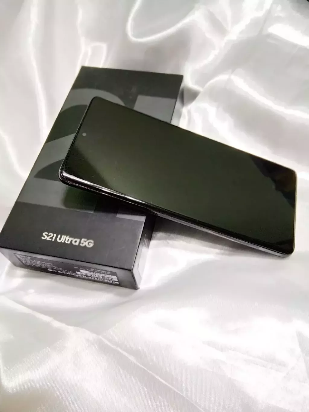 Купить б/у Samsung Galaxy S21 Ultra-1