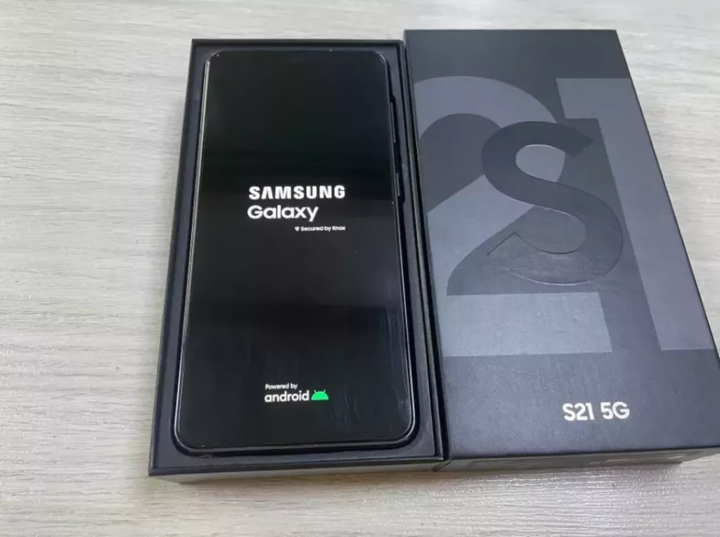Купить б/у Samsung Galaxy S21 (Жезказган)-1