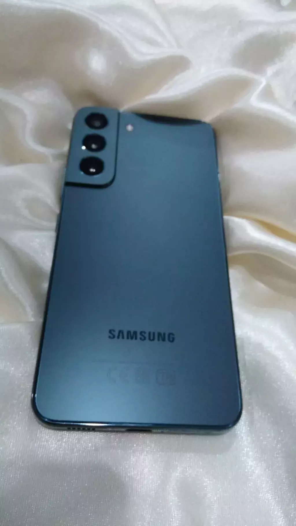 Купить б/у Samsung Galaxy S22 128 гб (1009-Аркалык)Лот 235415-1