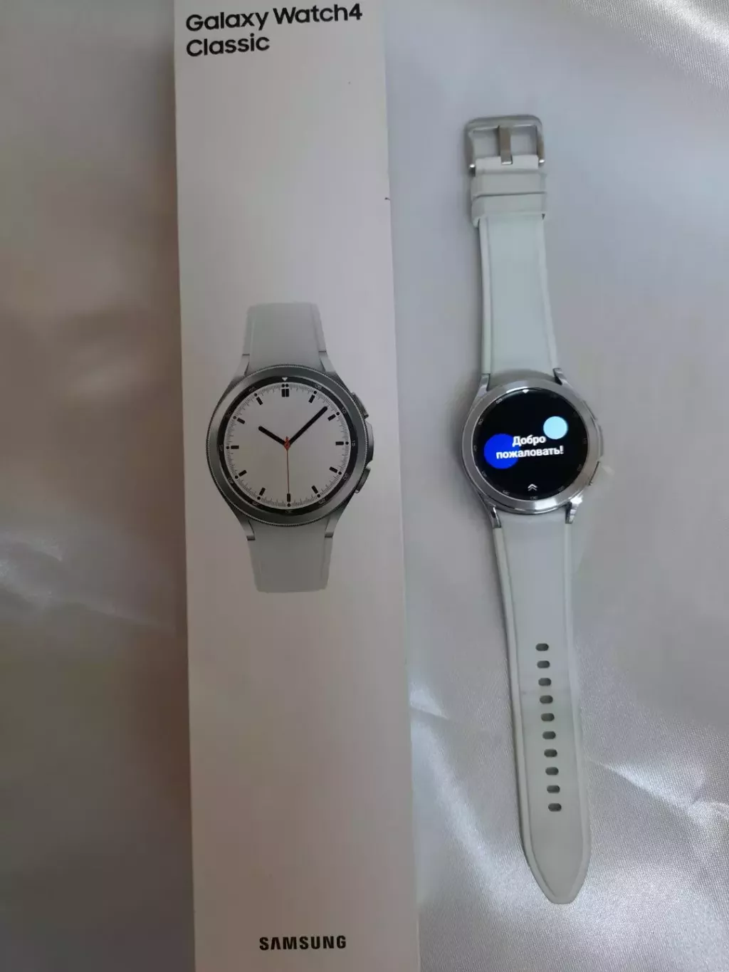 Купить б/у Samsung Galaxy Watch 4 Classic 45 мм-0