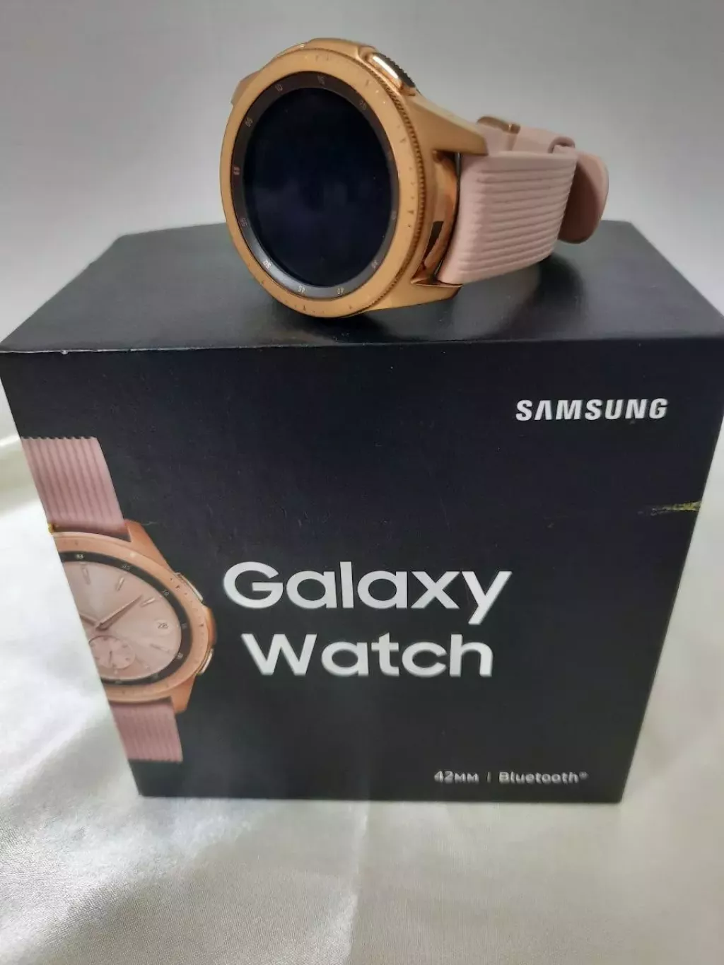 Купить б/у Samsung Galaxy Watch 42 mm-0