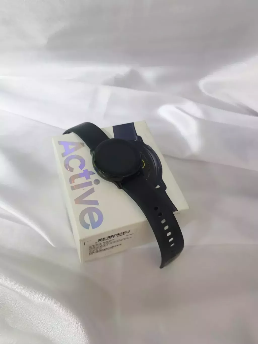 Купить б/у Samsung Galaxy Watch Active -1