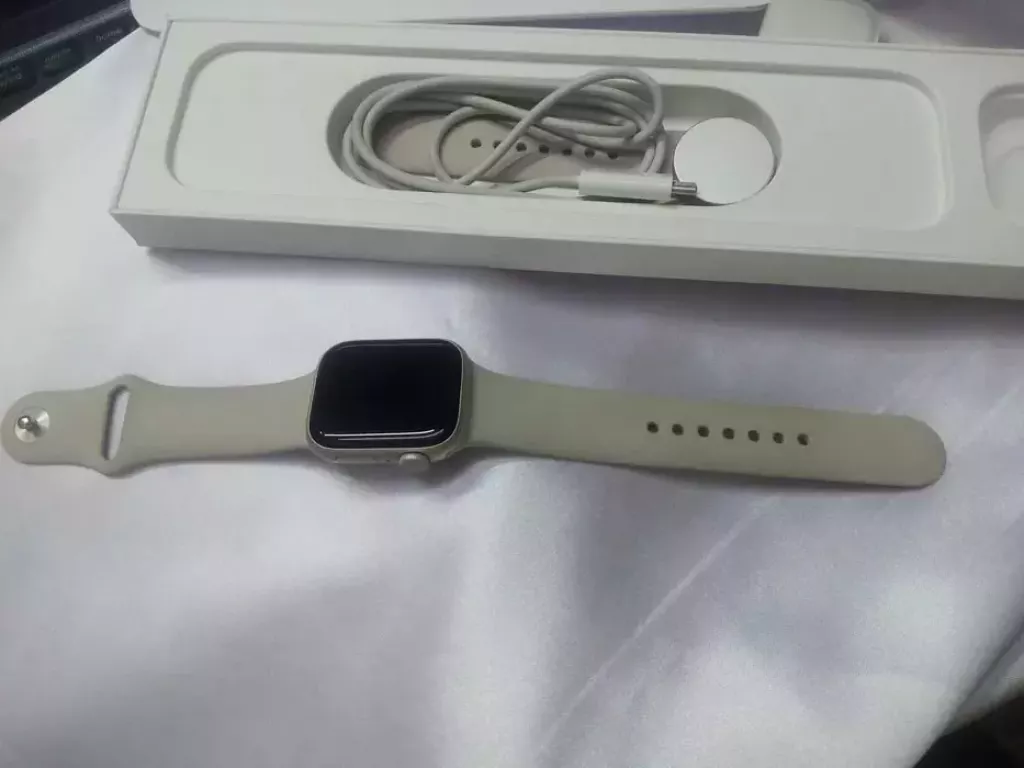 Купить б/у Смарт-часы Apple Watch 7 41mm (п Атасу)-0