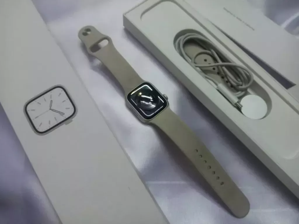 Купить б/у Смарт-часы Apple Watch 7 41mm (п Атасу)-1