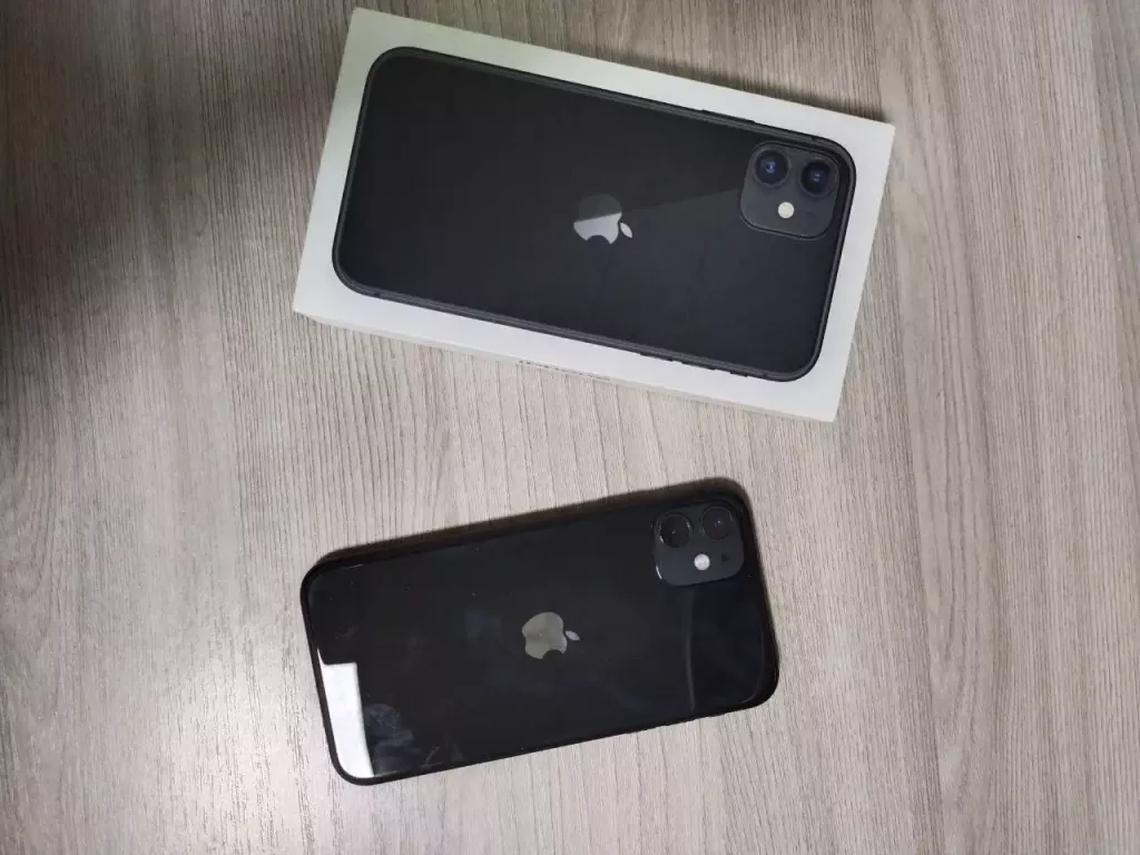 Купить б/у Смартфон Apple iPhone 11 (Астана, Республика 9)-2