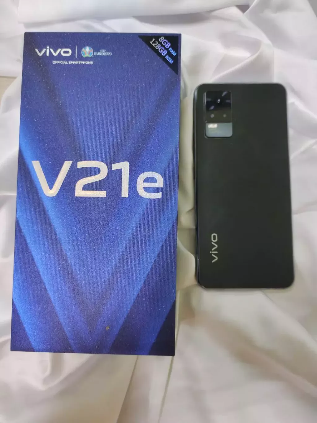 Купить б/у  Vivo V21e-3