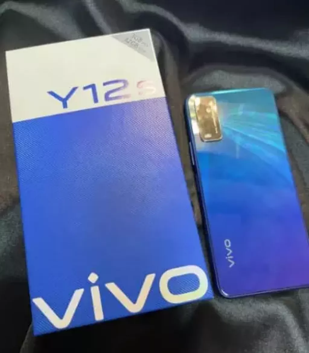 Купить б/у Vivo Y12-0