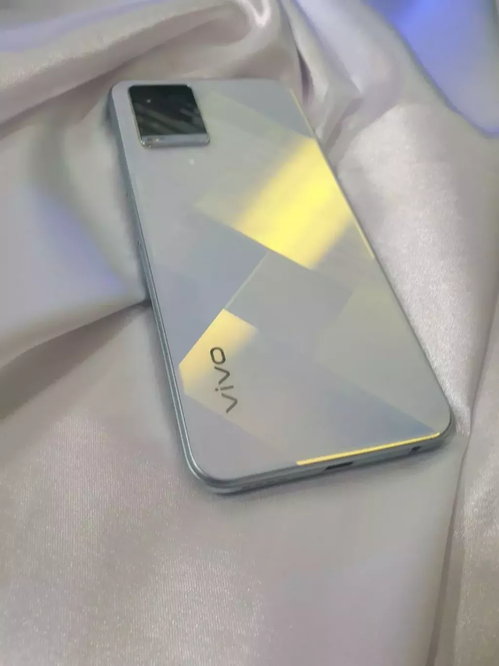 Купить б/у Vivo Y21-1