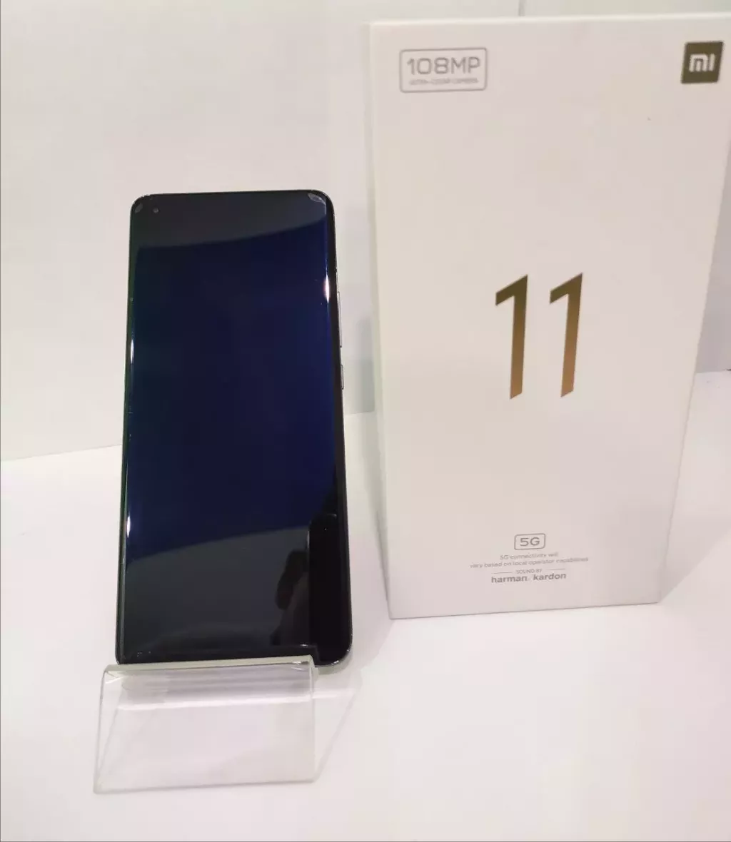 Купить б/у Xiaomi Mi 11-0