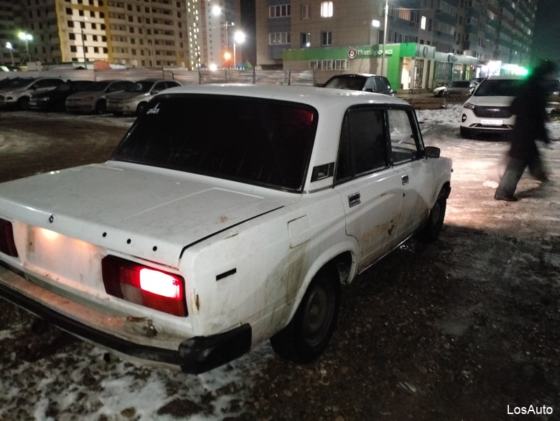 LADA (ВАЗ) 2105 1.5 MT, 2004, 200000 км
