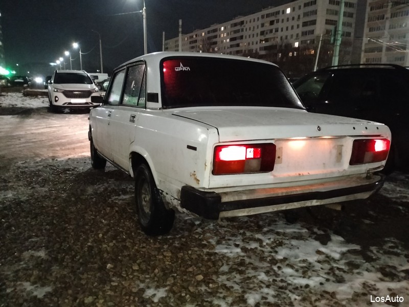 LADA (ВАЗ) 2105 1.5 MT, 2004, 200000 км