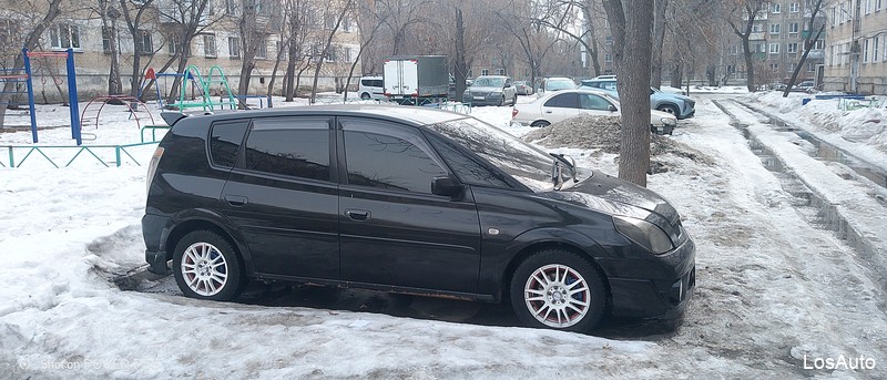 Toyota Opa 0.0 CVT, 2001, 300000 км