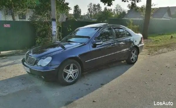 Mercedes-Benz C-Класс 2.0 MT, 2000, 330000 км