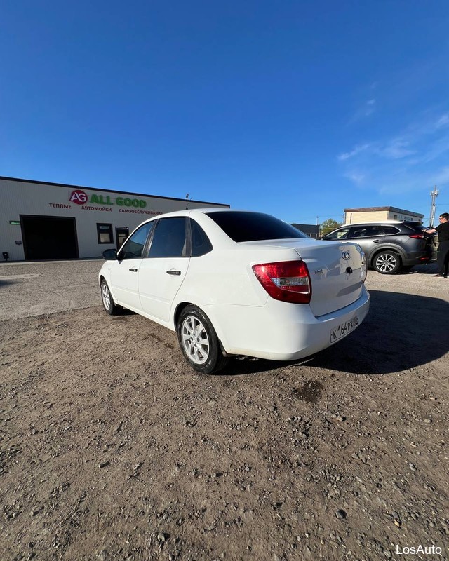 LADA (ВАЗ) Granta 1.6 MT, 2018, 97000 км